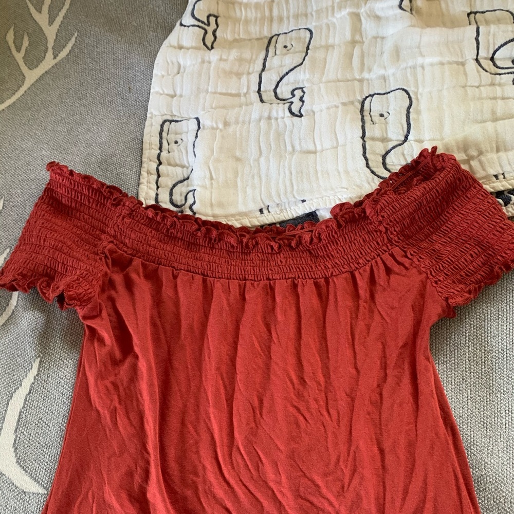 Off-the-shoulder Crop Top